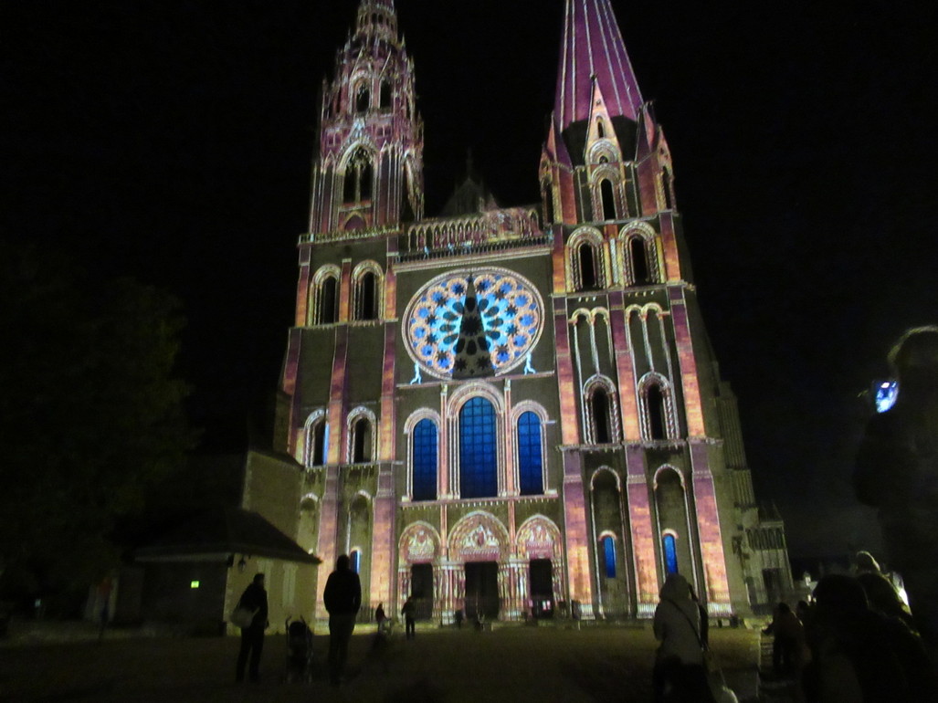 Kathedraal met lichtshow